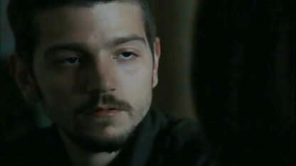 Luna Starlet reitet die harte porno videos mit reifen frauen salami Mit ihrem geölten donk